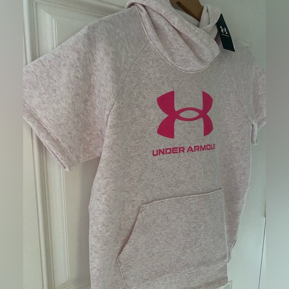 NWT! Under Armour Girls short sleeve fleece hoodie - soft pink - Picture 13 of 15